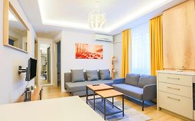 Delightful Flat 500 M To Uskudar Ferry Station